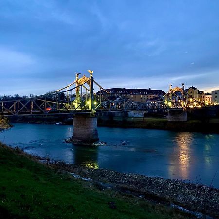 Ferienwohnung An Der Idyllischen Salzachschleife Naehe Salzburg Laufen Dış mekan fotoğraf